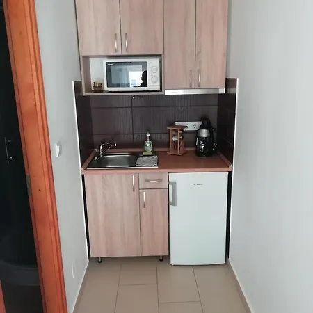 Zseli Apartmanhaz Шиофок